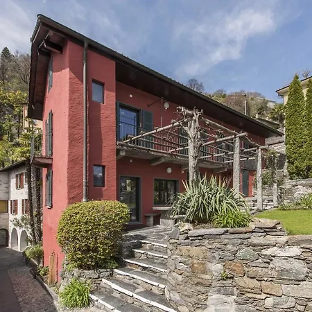 Casa Moscia 旅馆 *