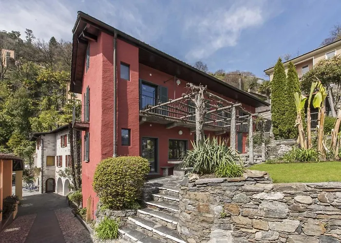 Casa Moscia Hostel *